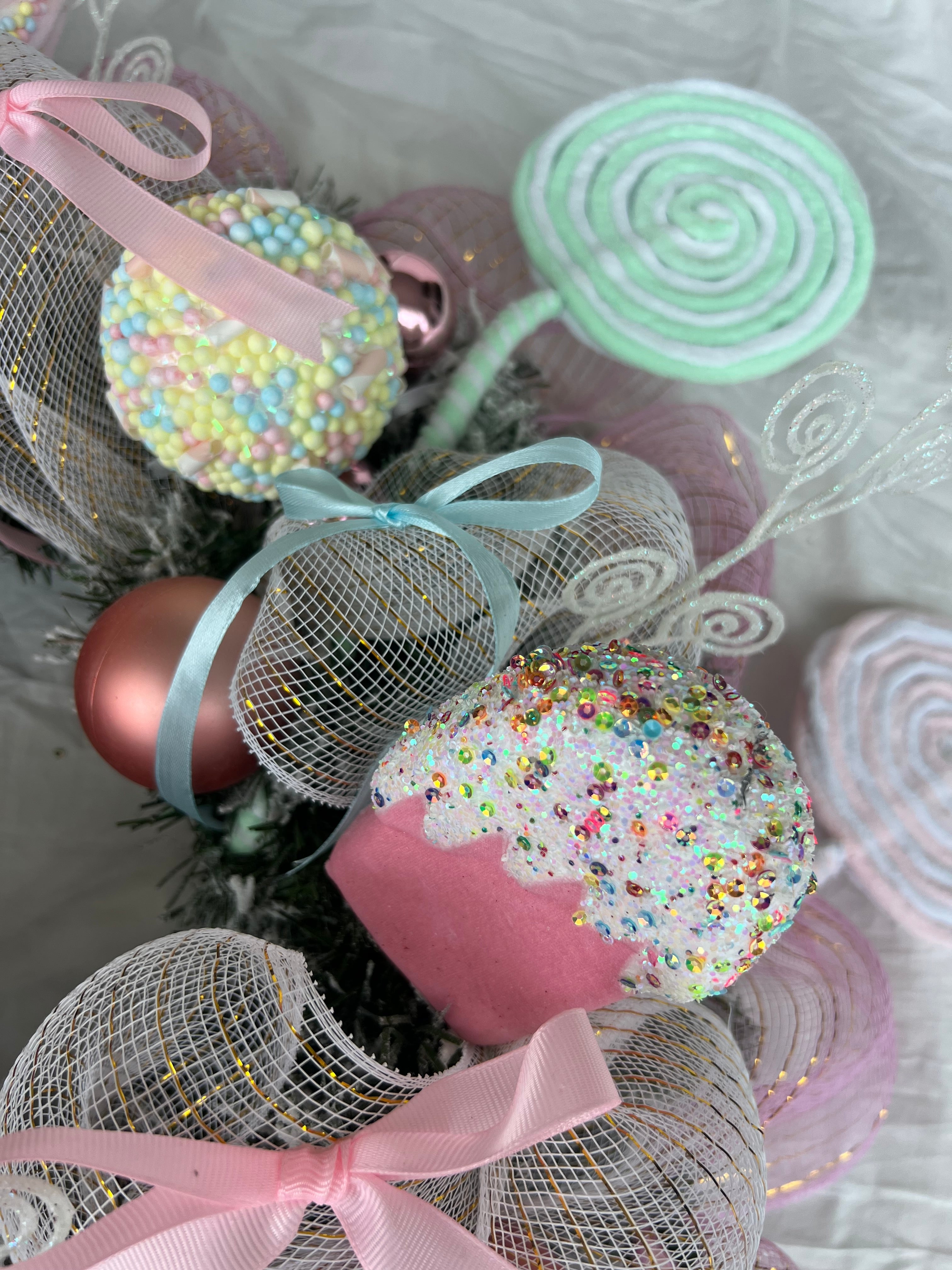 Candy-land Wreath 60cm